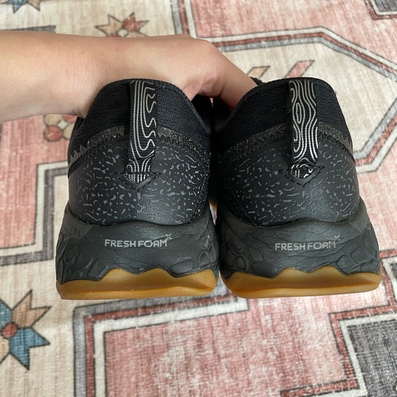 Black New Balance Sneakers - Picture 5 of 7